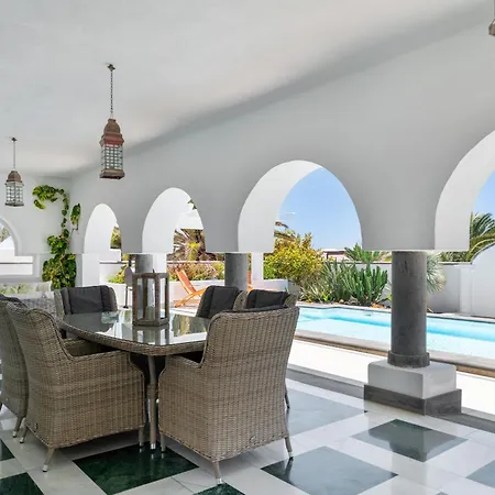 Oasis Del Lujo Villa Costa Teguise