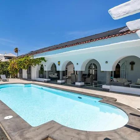 Oasis Del Lujo Villa Costa Teguise